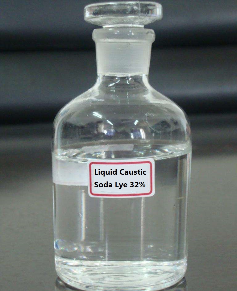 CAUSTIC SODA 32%